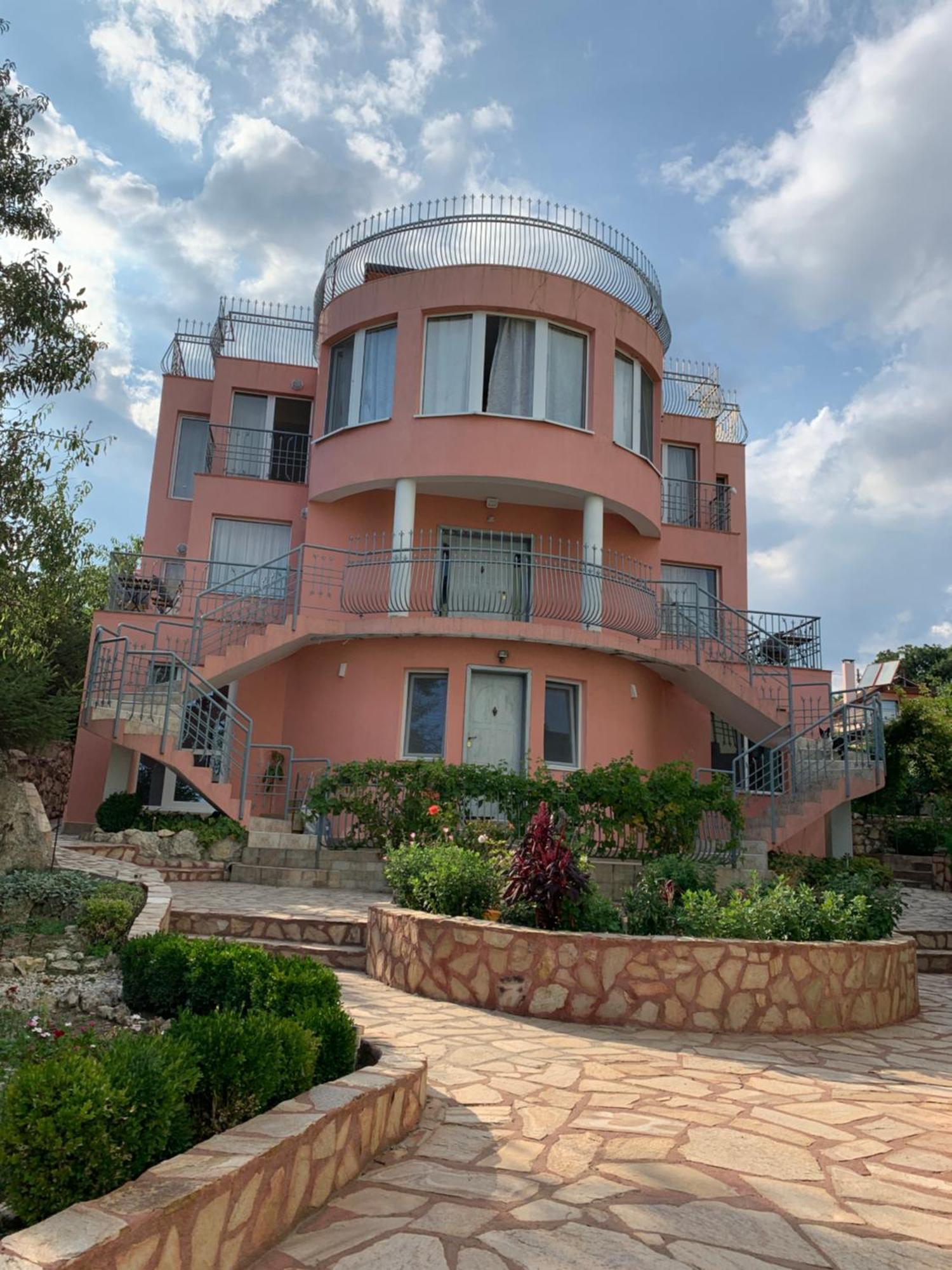 Sunray Guest House, Private Rooms & Apartment With Lovely Sea View Warna Zewnętrze zdjęcie