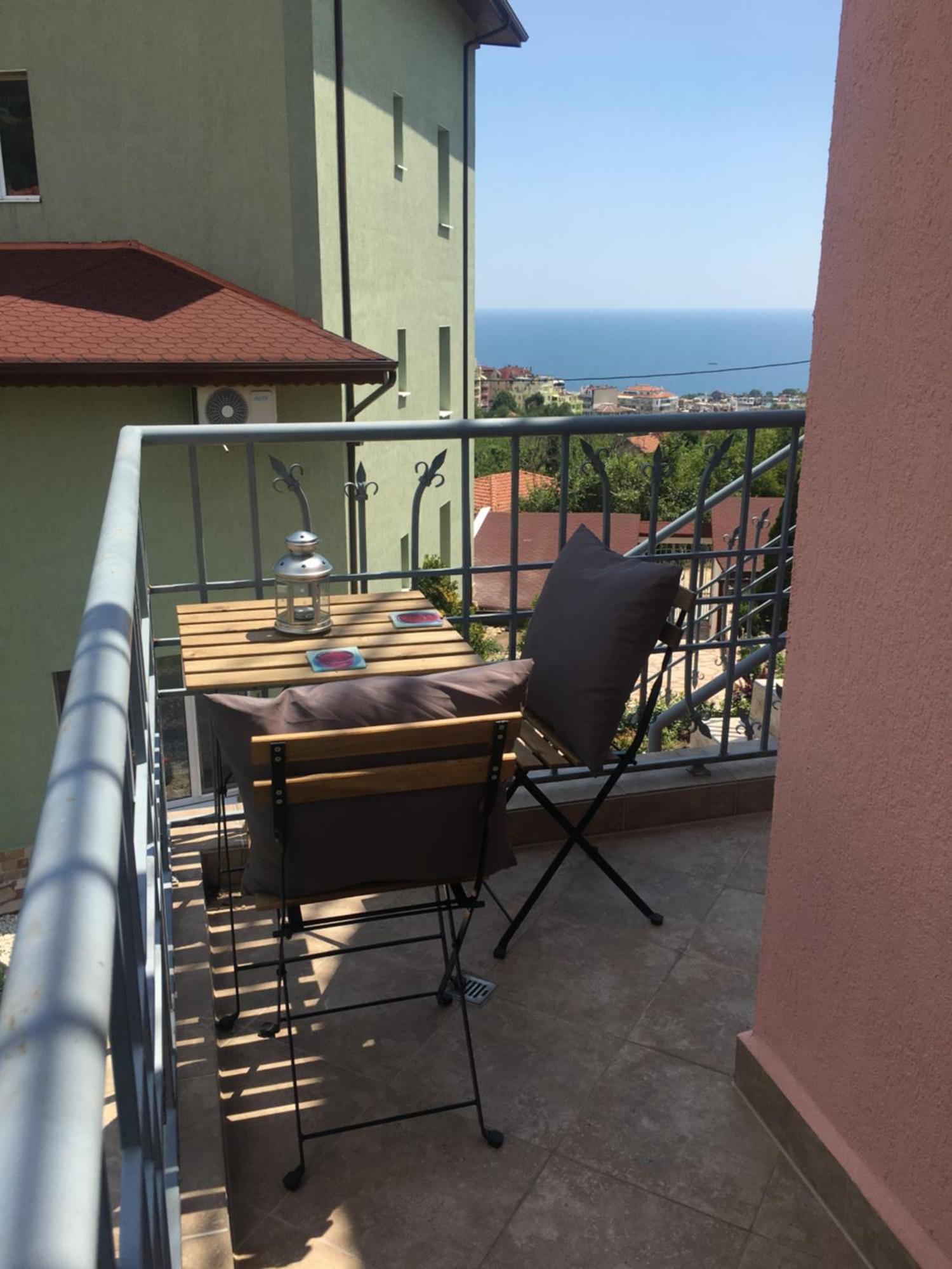 Sunray Guest House, Private Rooms & Apartment With Lovely Sea View Warna Zewnętrze zdjęcie