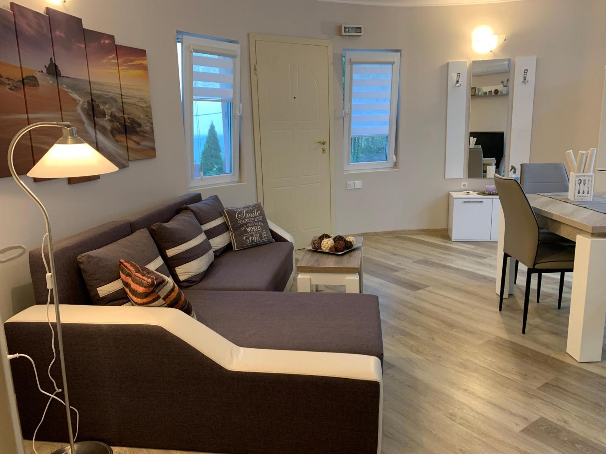Sunray Guest House, Private Rooms & Apartment With Lovely Sea View Warna Zewnętrze zdjęcie