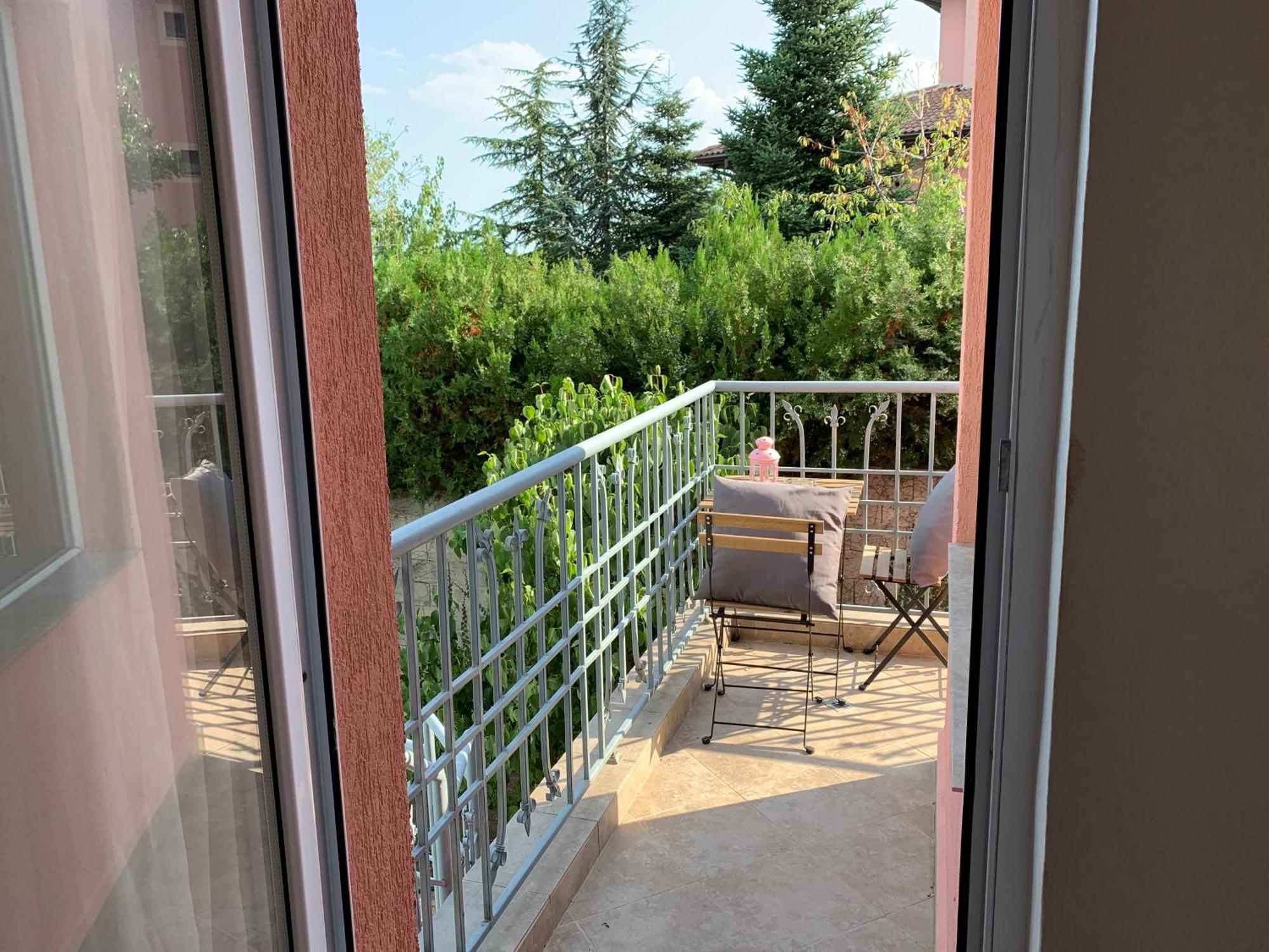 Sunray Guest House, Private Rooms & Apartment With Lovely Sea View Warna Zewnętrze zdjęcie