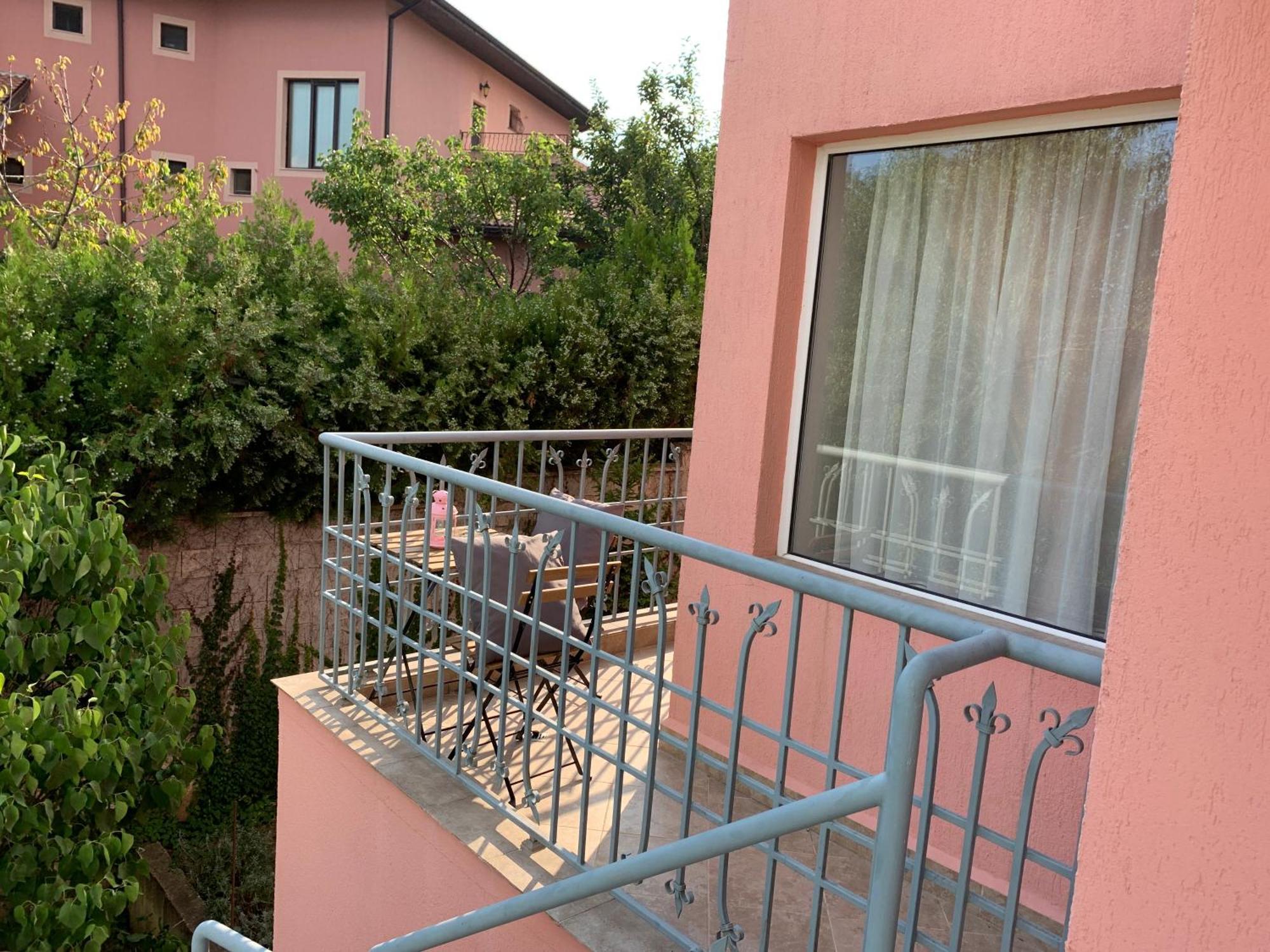 Sunray Guest House, Private Rooms & Apartment With Lovely Sea View Warna Zewnętrze zdjęcie