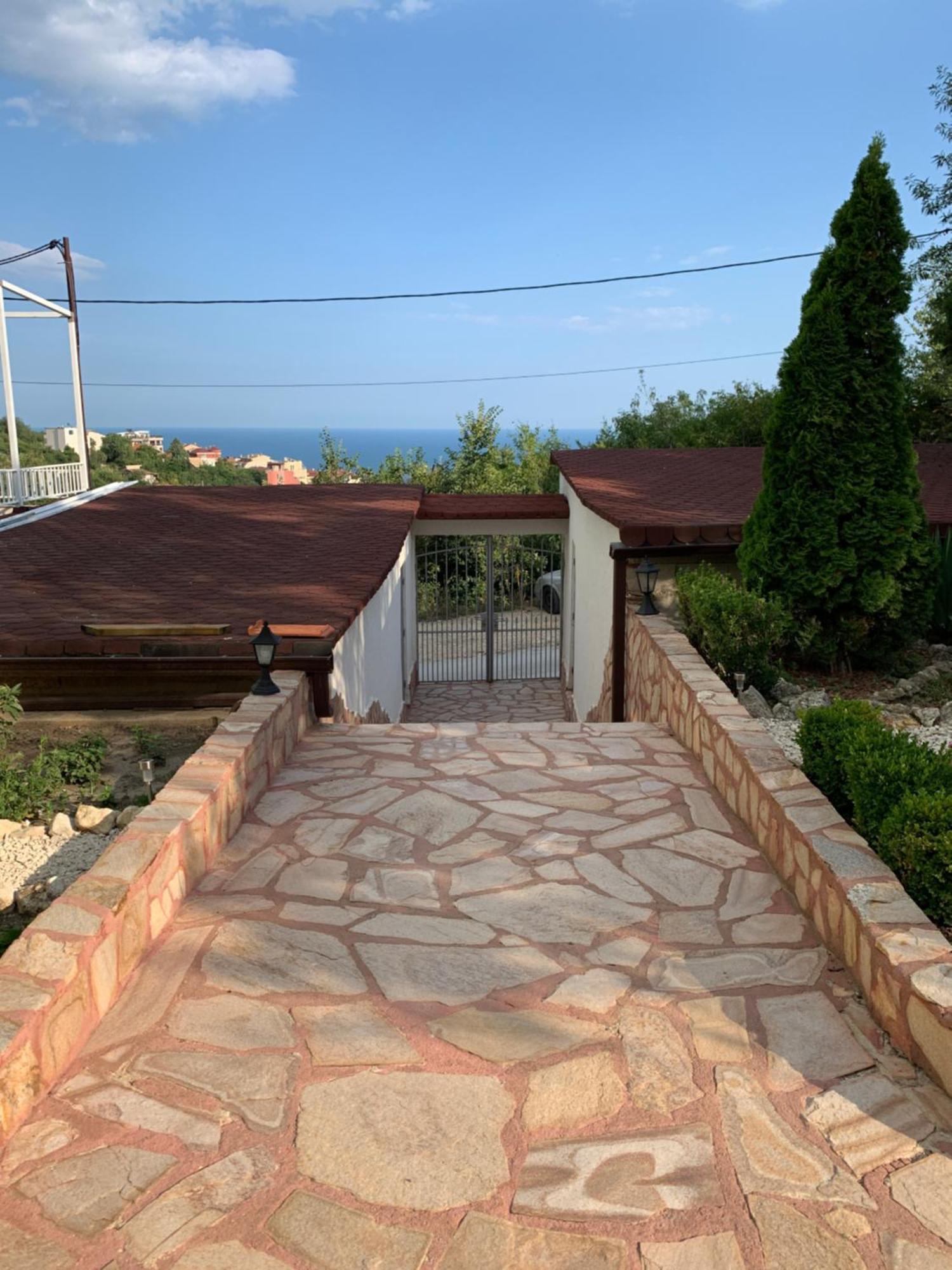 Sunray Guest House, Private Rooms & Apartment With Lovely Sea View Warna Zewnętrze zdjęcie