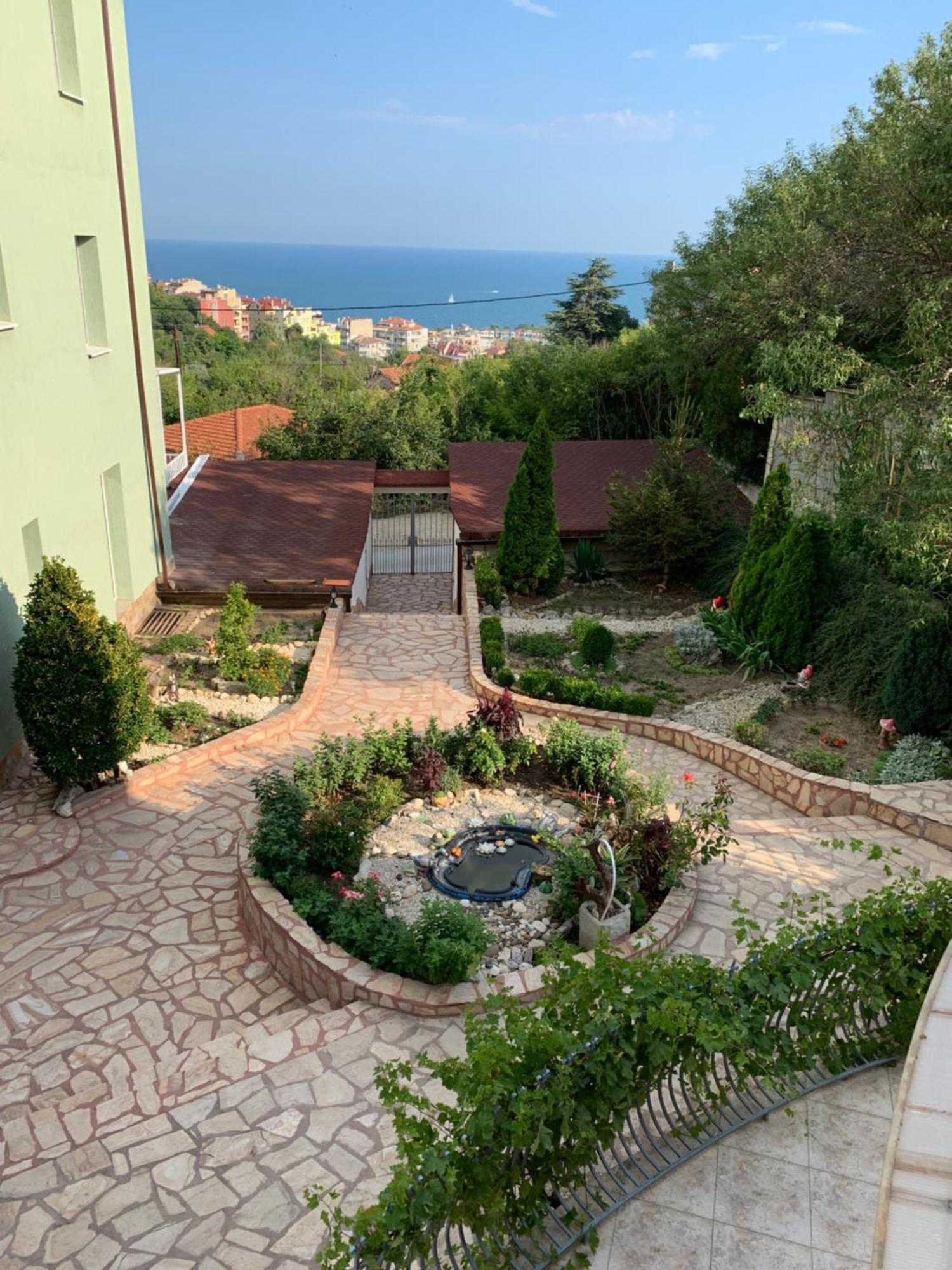 Sunray Guest House, Private Rooms & Apartment With Lovely Sea View Warna Zewnętrze zdjęcie