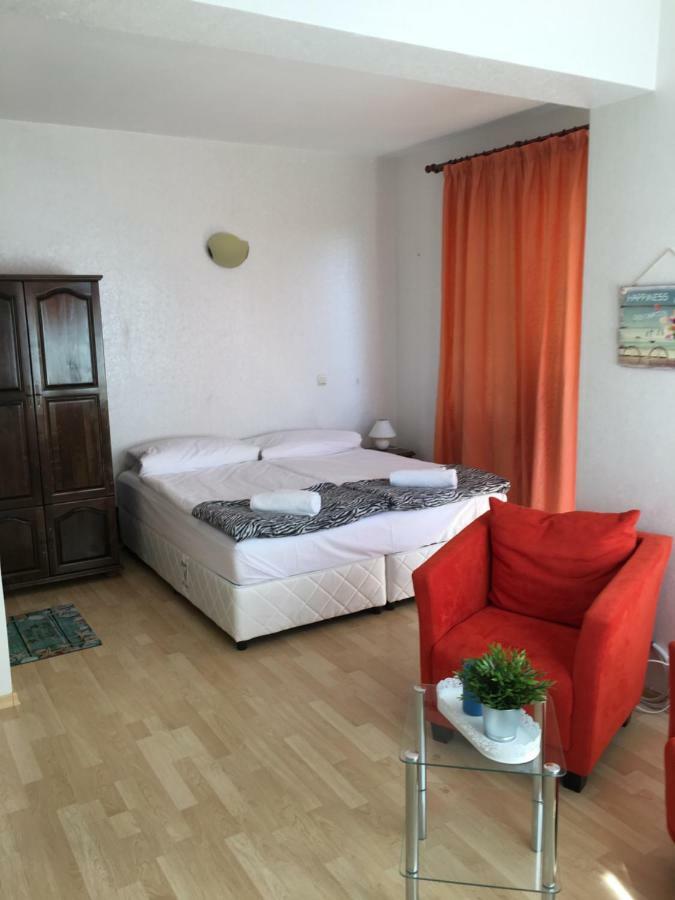 Sunray Guest House, Private Rooms & Apartment With Lovely Sea View Warna Zewnętrze zdjęcie