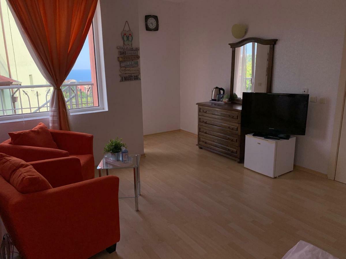 Sunray Guest House, Private Rooms & Apartment With Lovely Sea View Warna Zewnętrze zdjęcie