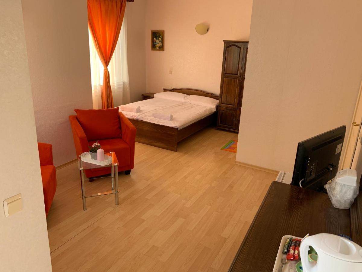 Sunray Guest House, Private Rooms & Apartment With Lovely Sea View Warna Zewnętrze zdjęcie